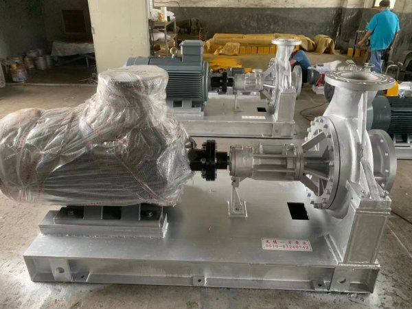 WRY系列新一(yi)代高效節(jie)能循環油(yóu)泵