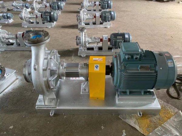 WRY系列(lie)新一代高(gao)效節能循(xun)環油泵